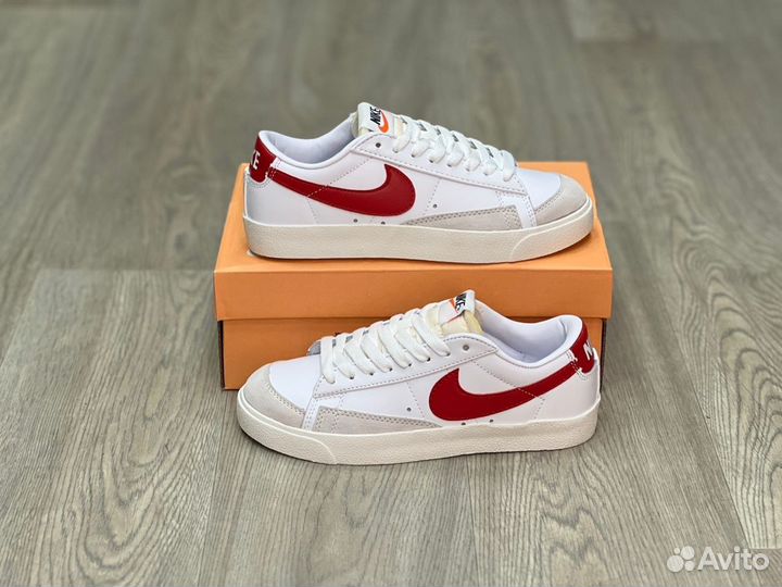 Кроссовки Nike Blazer Low 77 Vintage Team Red