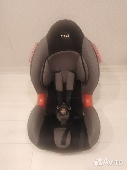 Детское автокресло siger