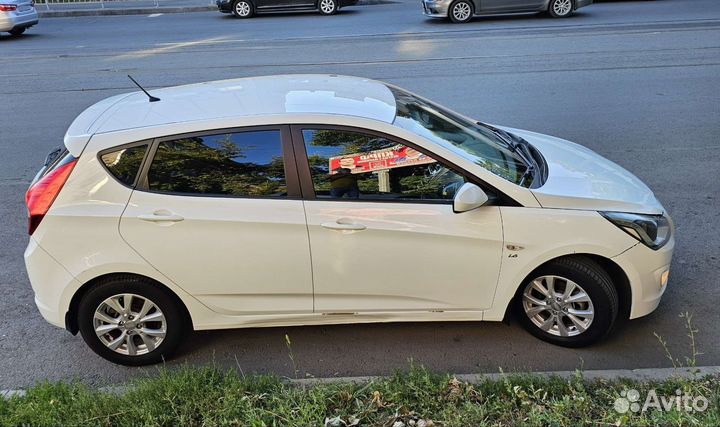 Hyundai Solaris 1.6 AT, 2014, 140 000 км