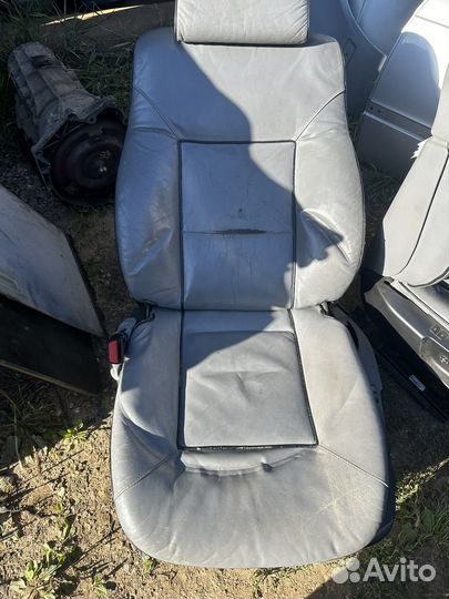 Сиденья е39