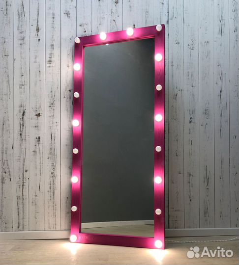 Зеркало с подсветкой