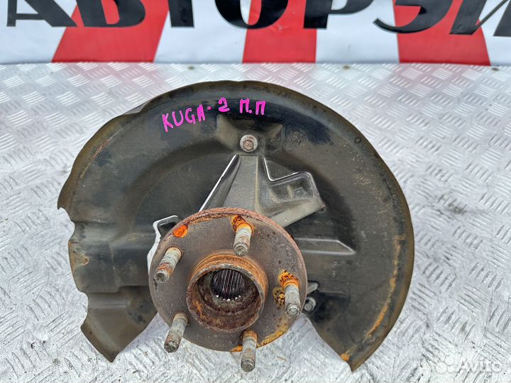 Кулак передний правый Ford Kuga 2
