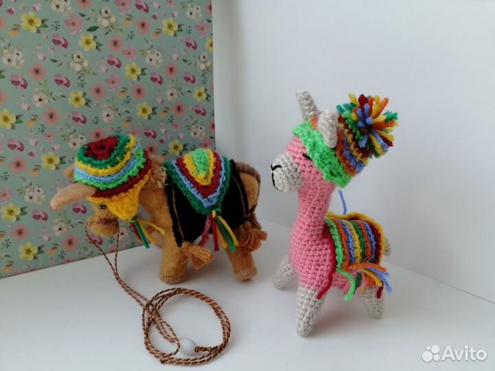 Игрушка лама-всеxпрезирака (высокомерная)