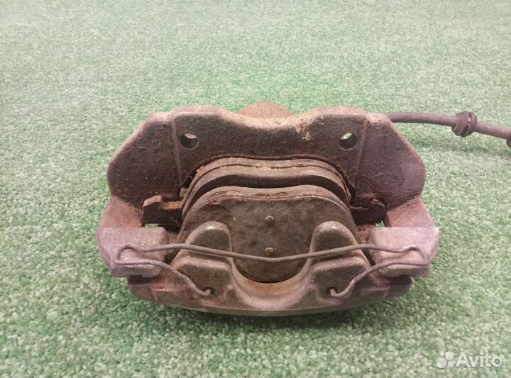 Суппорт передний правый для Ford Focus II (2005—20