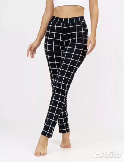 Брюки в клеточку 42 новые на 170см