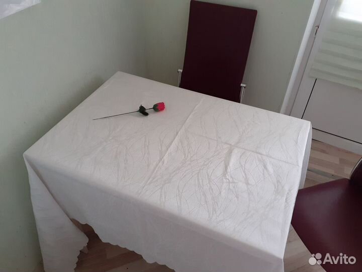 Скатерь белая