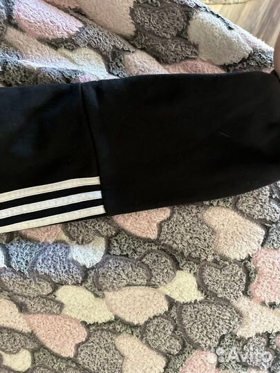 Свитшот adidas