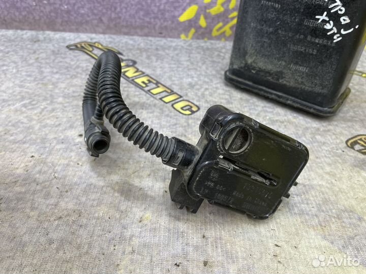 Клапан вентиляции топливного бака Астра J Круз 1.6