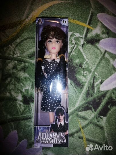 Кукла уэнсдей