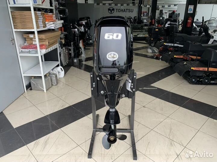Лодочный мотор Suzuki DF 60 ATS витрина