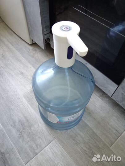 Бутыль 19 литров с помпой