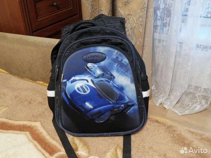 Школьный рюкзак