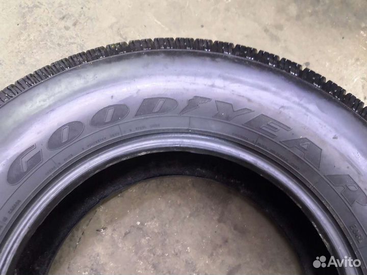 Goodyear Wrangler ST 265/70 R17
