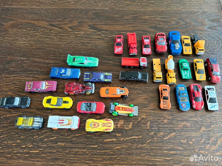 Hot wheels машинки