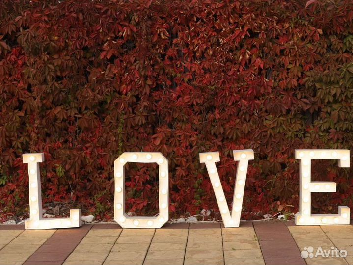Буквы love для фотосессии на свадьбу