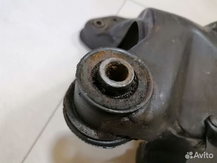 Балка подмоторная Mitsubishi Galant 1997-2003