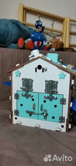 Бизиборд дом