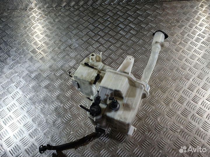 Бачок омывателя Lexus LS 4 рест. 2010 060851233