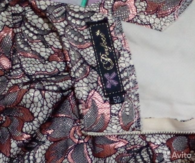 Праздничное женское платье