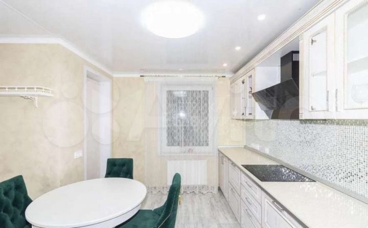 3-к. квартира, 76 м², 8/17 эт.