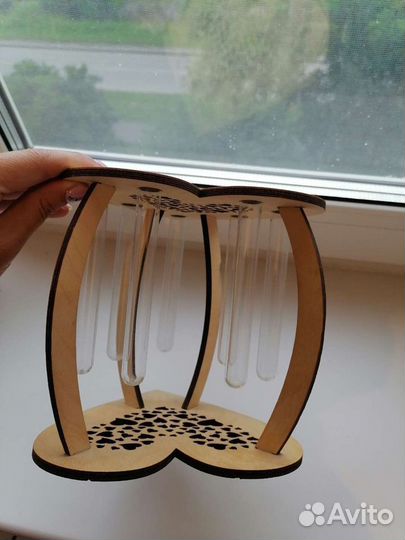 Необычная ваза для цветов