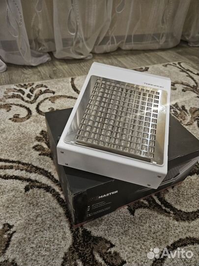 Маникюрный пылесос настольный