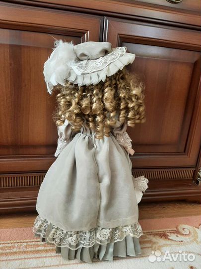Кукла фарфоровая коллекционная фирмы Ренард Филенс