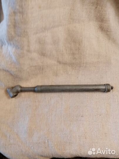 Манометр автомобильный старинный