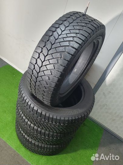 Gislaved Nord Frost 200 255/55 R19