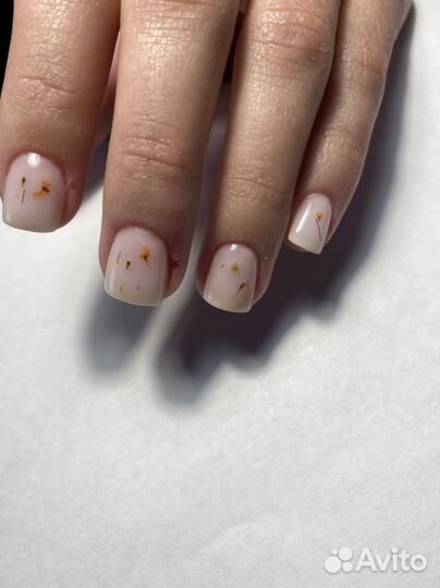 Маникюр,педикюр,наращивание ногтей