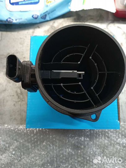 Расходомер воздуха Mercedes OM651