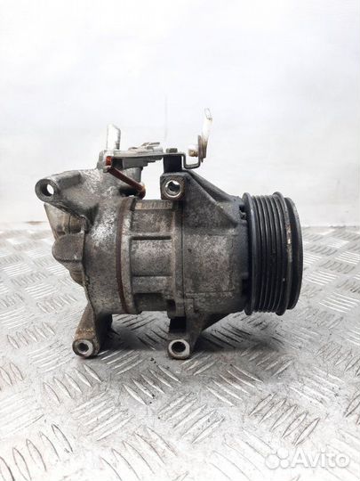 Компрессор кондиционера Toyota Yaris хэтчбэк 5 дв