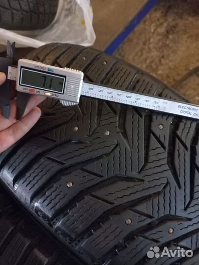 Marshal WinterCraft Ice WI31 215/50 R17