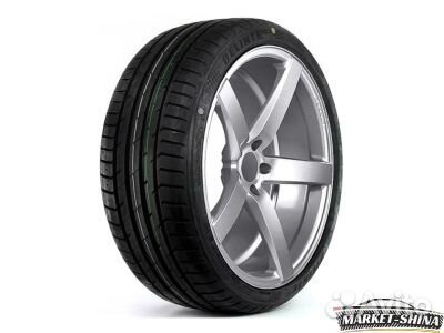 Delinte DS7 Sport 245/40 R19 98Y