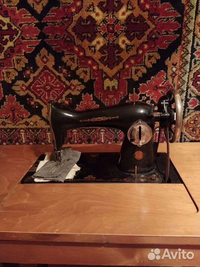 Швейная машинка