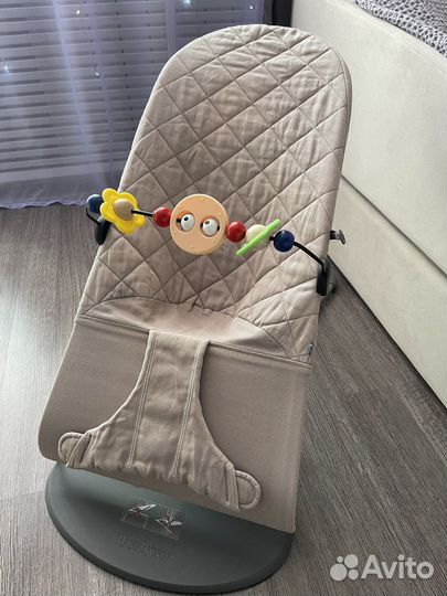 Шезлонг babybjorn