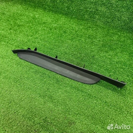 Накладка на торпедо (консоль) правая верхняя Ford