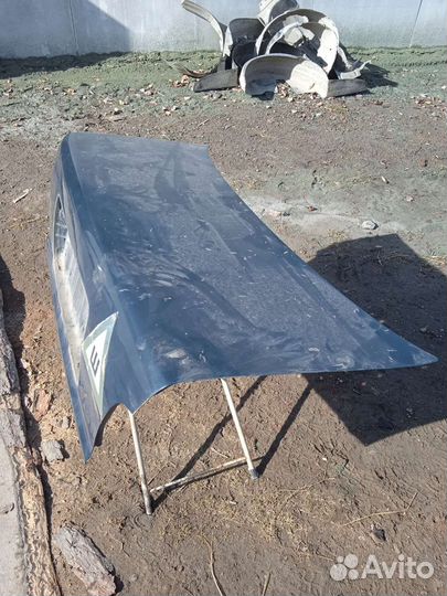 Крышка багажника Nissan Sunny Ниссан Санни