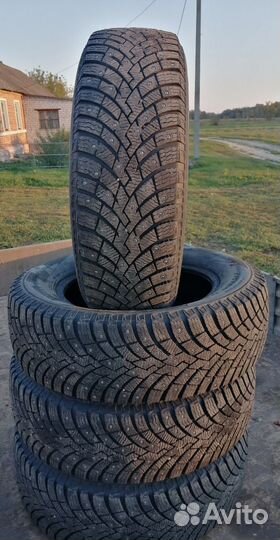 Pirelli Ice Zero 215/65 R16