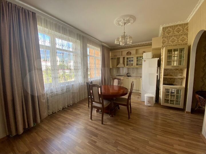 1-к. квартира, 70 м², 10/11 эт.