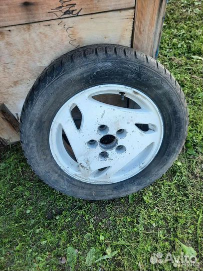 Литые диски с резиной R 15 HR/V 4 шт