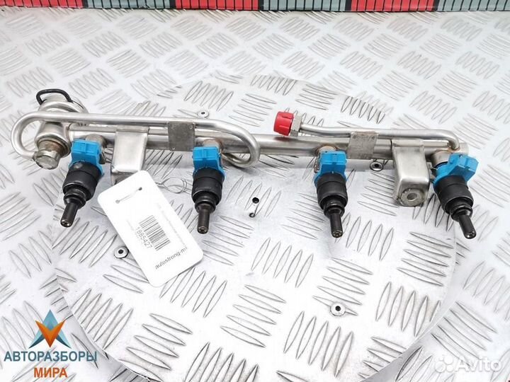 Форсунка Volkswagen Passat B5 1999 058133551F