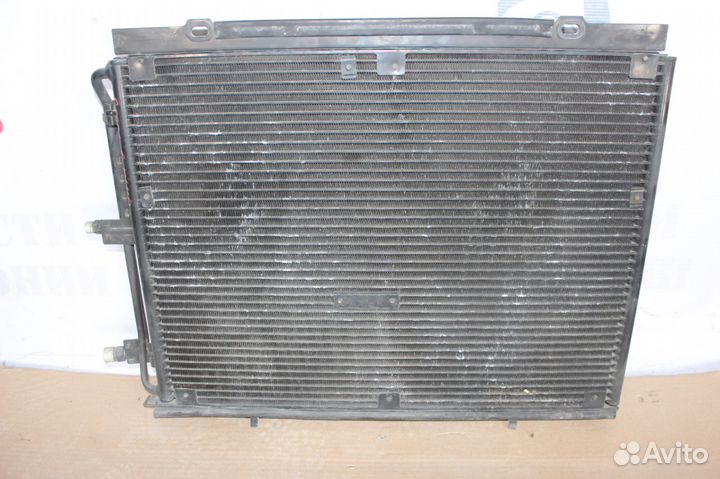 Радиатор кондиционера на Mercedes S-Class W140
