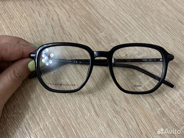 Оправа Tommy Hilfiger новая оригинал