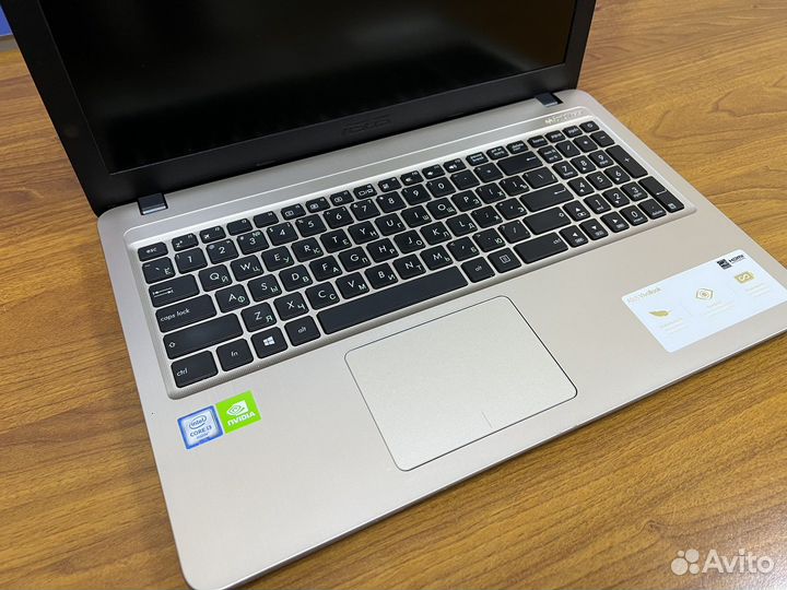 Игровой ноутбук Asus