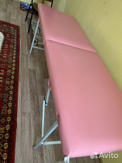 Продам Массажеая кушетка в хорошем состоянии