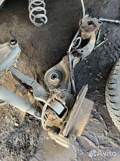 Задняя подвеска nissan qashqai 1