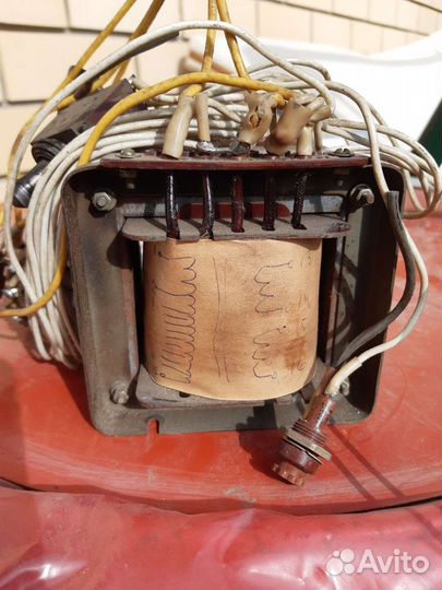 Трансформатор зарядного устройства