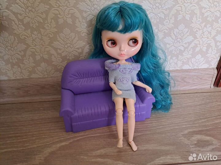 Диван для кукол