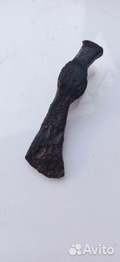 Топорик чекан